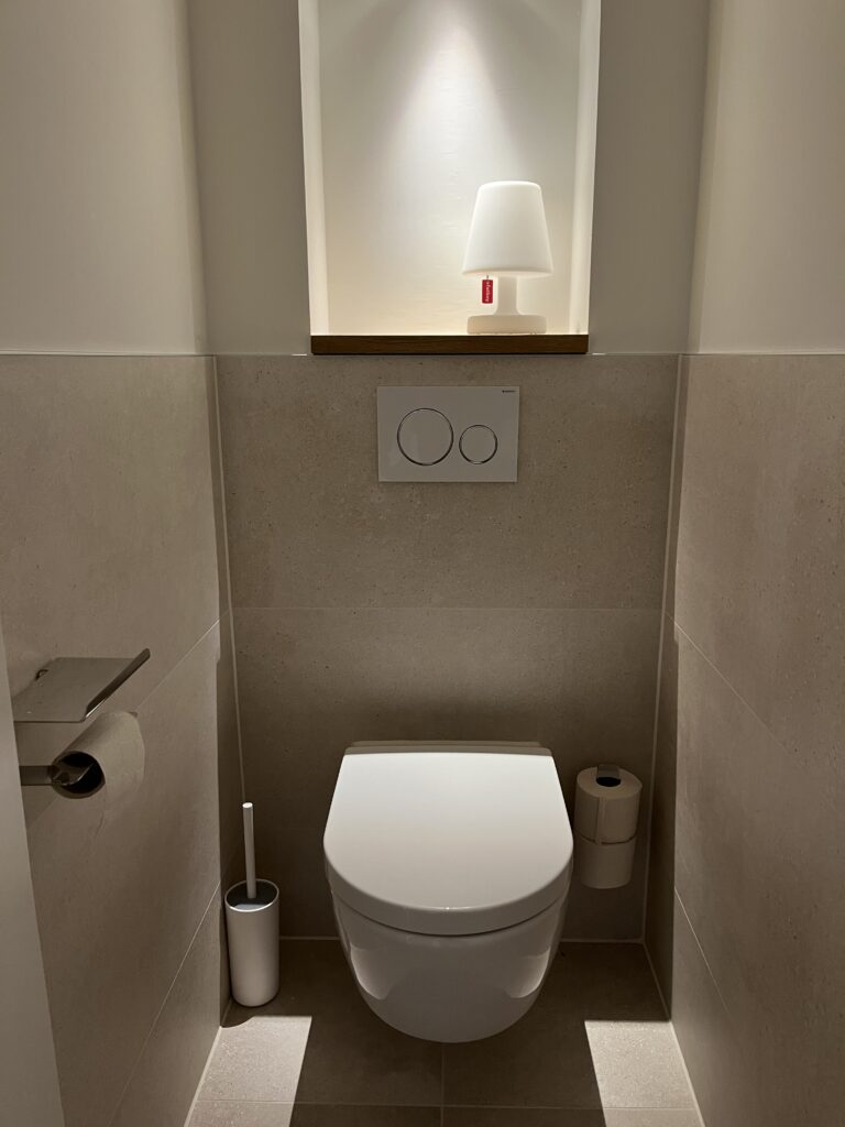 Luxe toilet